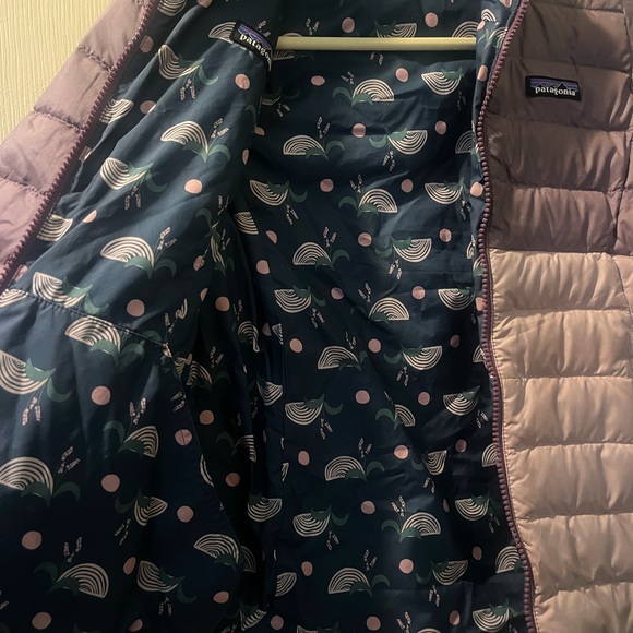 Patagonia Reversible Hooded Jacket - Mauve and Teal - Picture 5 of 9